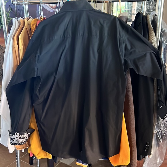 Leonardi black sleeve button down - Picture 5 of 5